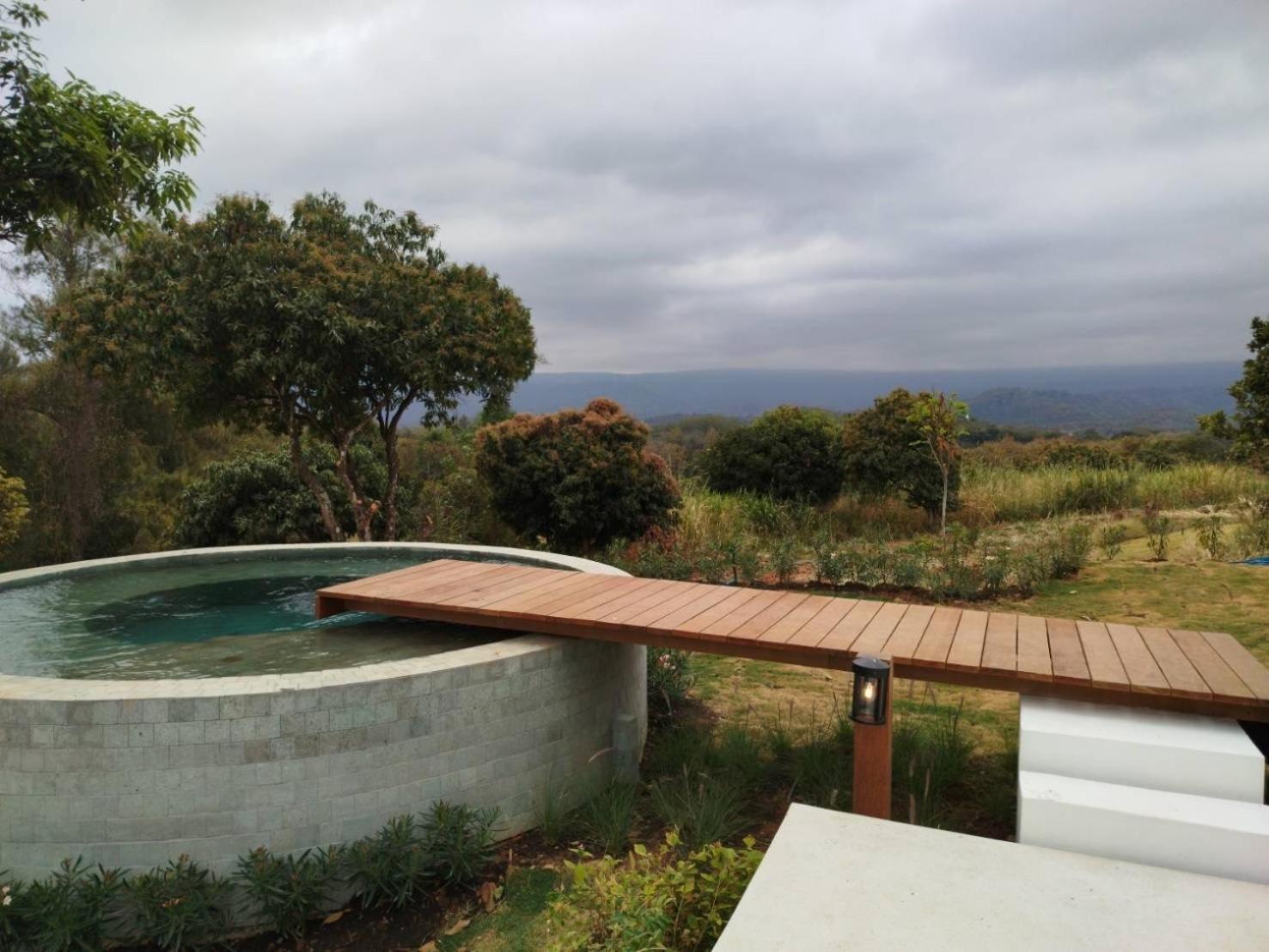 Roukh Kiri Khaoyai, The Centara Collection Villa Pak Chong Buitenkant foto