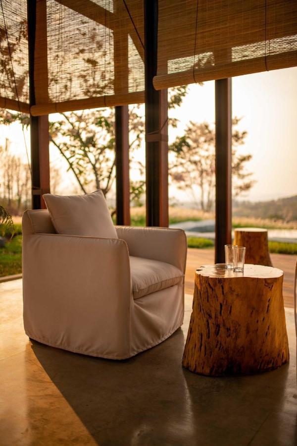 Roukh Kiri Khaoyai, The Centara Collection Villa Pak Chong Buitenkant foto
